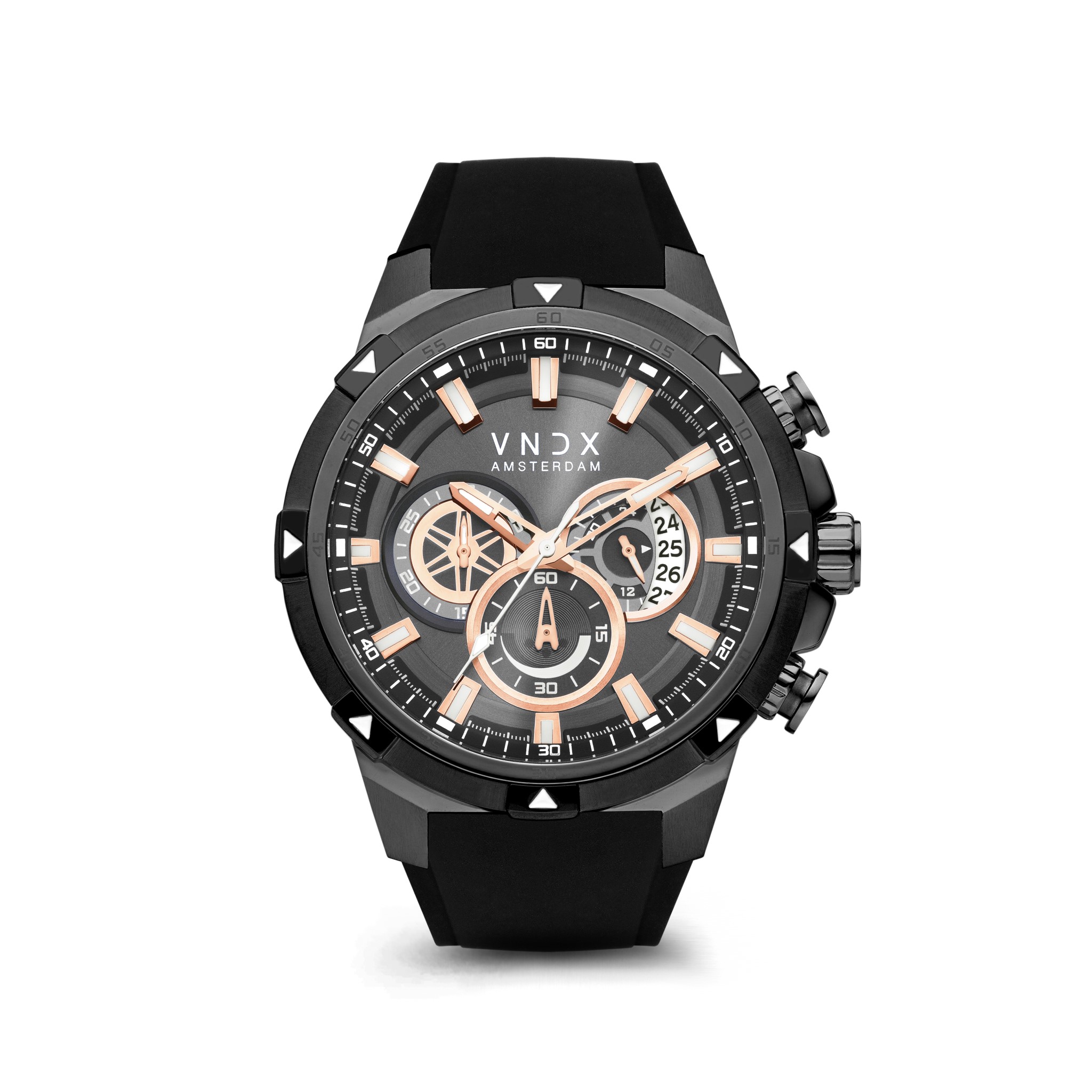 De Big brother zwart, een stoer en sportief horloge. De Big brother beschikt over een zwarte, roestvrijstalen kast met een diameter van 48 mm. In de kast bevindt zich een krachtig uurwerk, voorzien van een chronograaf.

Deze chronograaf is voorzien van verschillende functies, zoals een stopwatch, datum aanduiding en een 24-uurs klok. De veelzijdige chronograaf wordt gepresenteerd op een stoere zwarte wijzerplaat.

De Big Brother vormt zich eenvoudig om je pols, door de flexibele siliconen band is de Big Brother gemakkelijk af te stellen.

De Big Brother is gemaakt om samen met zijn eigenaar rebelse paden te bewandelen. Zo is het horloge 10 ATM waardoor je er eenvoudig mee het water in kan. Besluit jij in een rebelse nacht het water in te springen, ook dan zal je Young Rebel je door zijn lichtgevende wijzers ten alle tijden op de hoogte houden van de tijd.

Zo zorgt VNDX ervoor dat Young Rebels nooit te laat zijn nieuwe herinneringen te creëren.