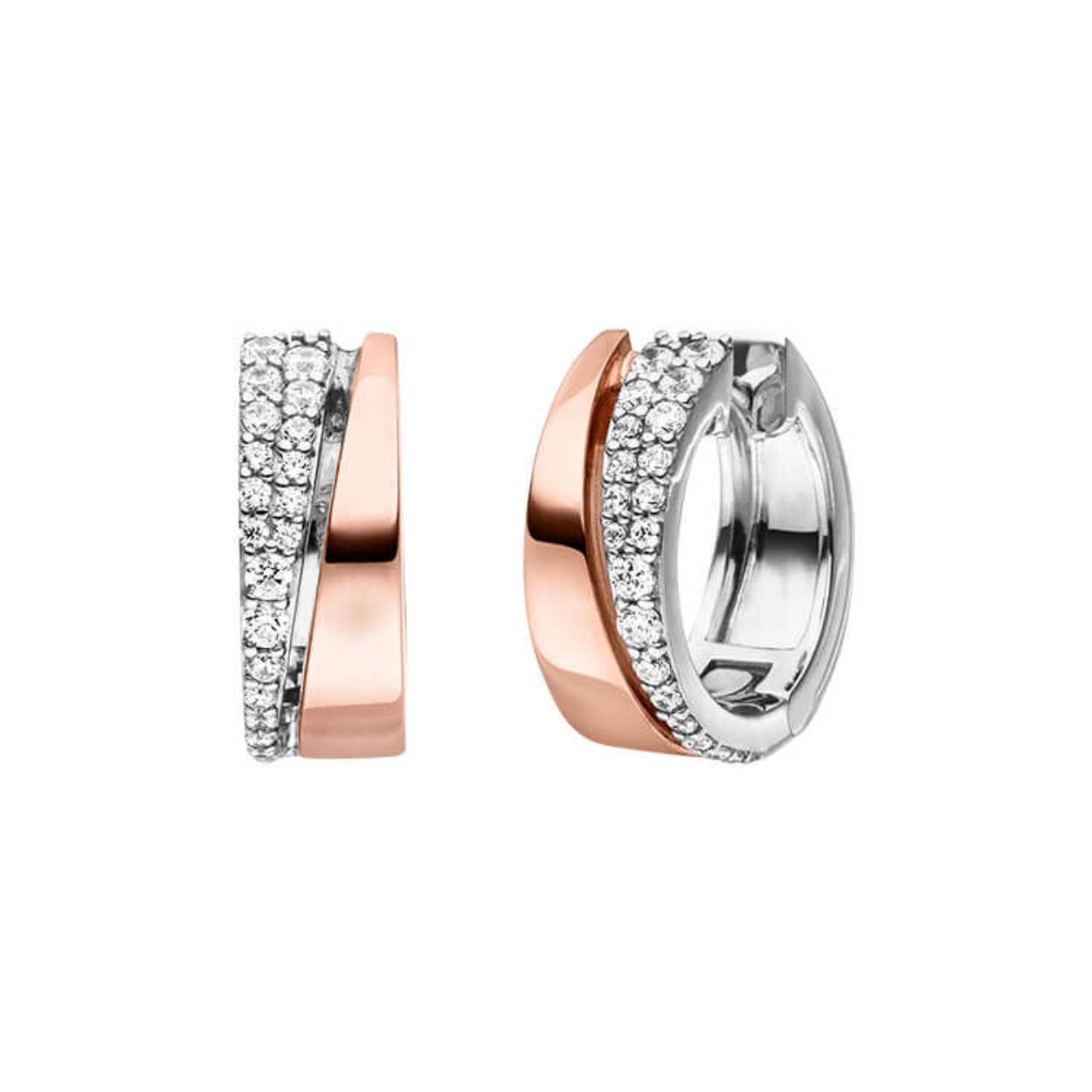 Oorsieraden uit de collectie van Viventy. De zilveren oorsieraden zijn voorzien van een laagje rosegoud en zirconia steentjes. 

Tevens te combineren met bijpassende ring en hanger. 