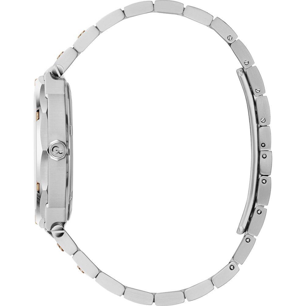 Dit dameshorloge van Gc Watches is een stijlvol en tijdloos. Deze Gc Spirit Lady valt op door haar stoere en elegante design. Uitgevoerd in roestvrij staal hierdoor is hetis het uurwerk makkelijk te combineren met iedere stijl. De elegantie zit in de witte wijzerplaat in combinatie met de ros�gouden Romeinse tijdsaanduiding. Model: Y60001L1MF