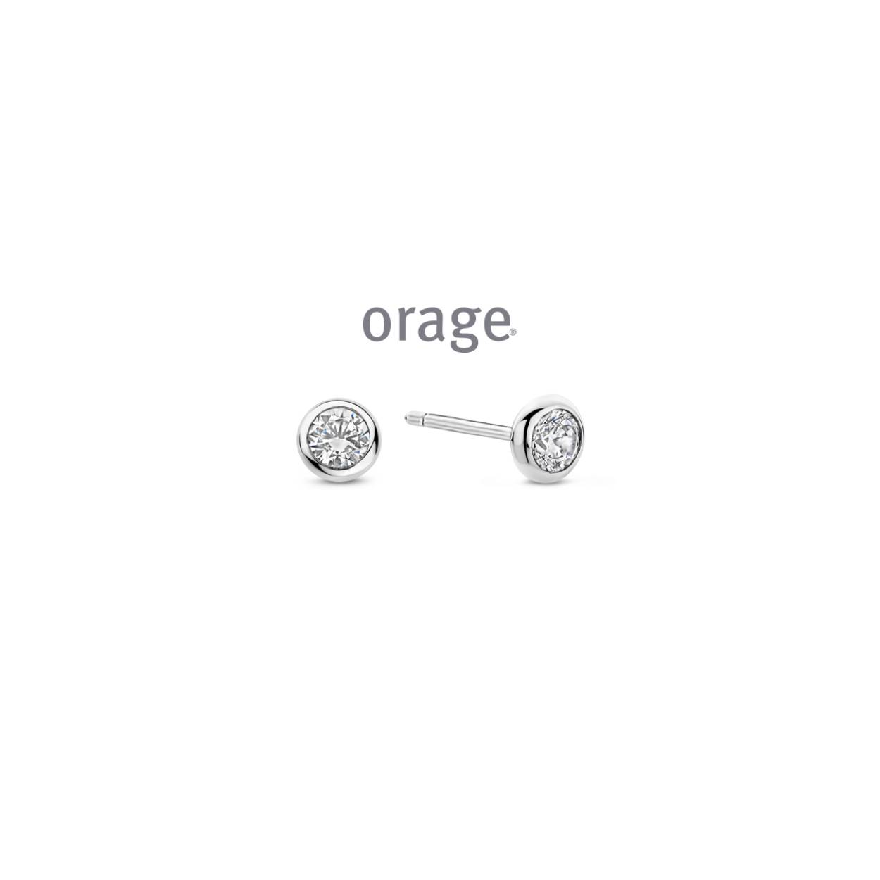 Zilveren oorstekers met zirkonia's van het merk Orage
Bijhorende ketting met hanger, armband en ring ook verkrijgbaar