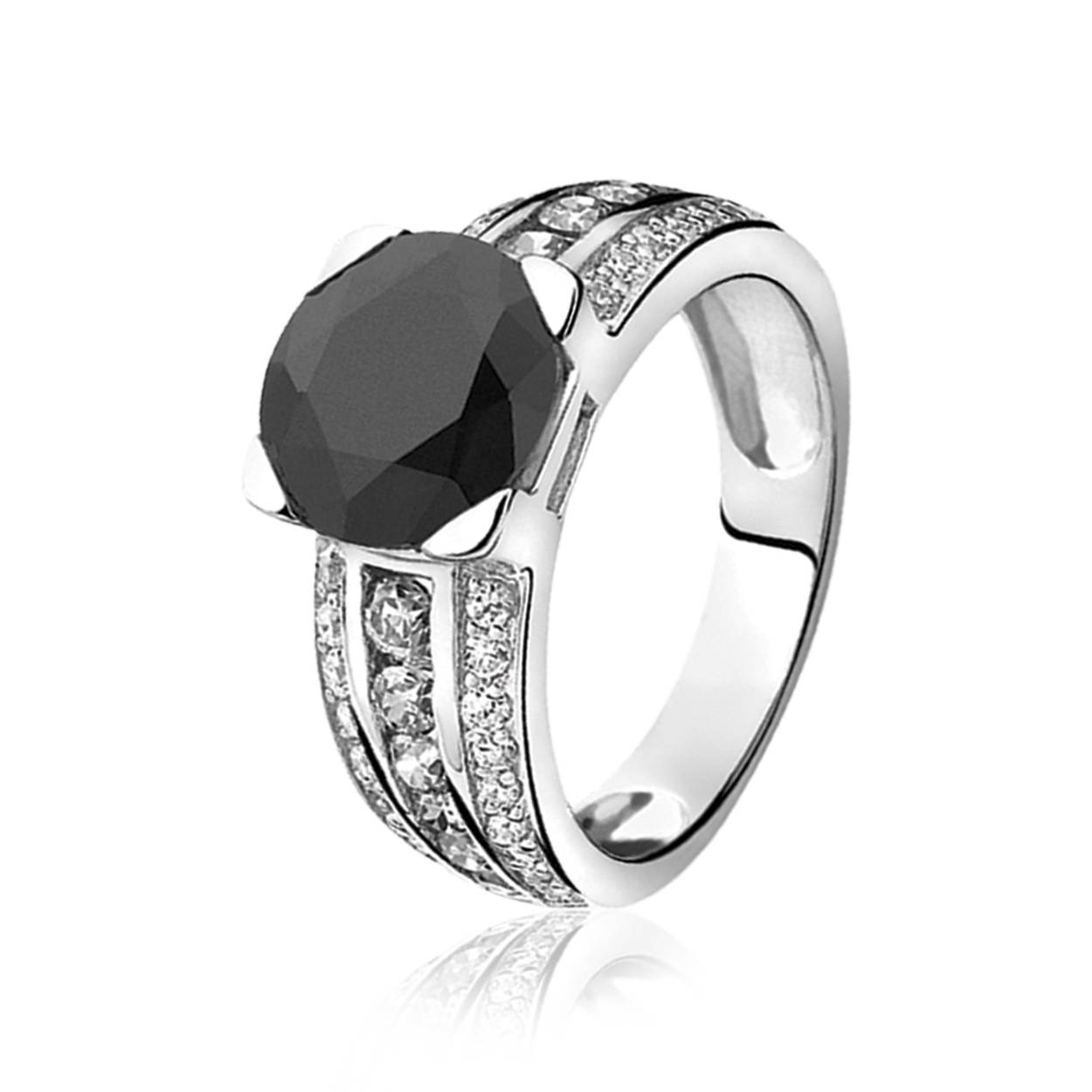 ZINZI ring bezet met drie rijen witte zirconia's en in het midden grote zwarte zirconia. Vervaardigd van eerste gehalte zilver (925) en met extra rodiumlaag voor een langdurige glans.