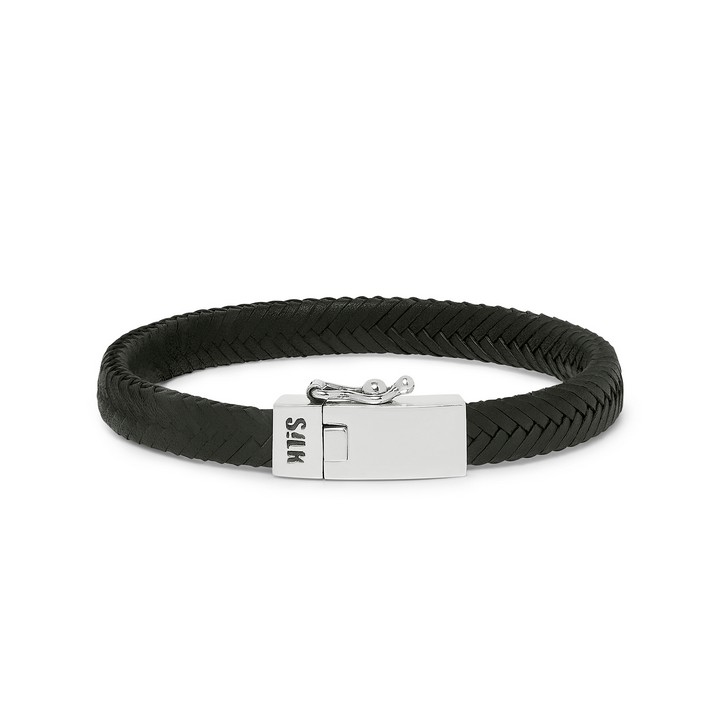 Leren armband met zilveren sluiting van het merk Silk. Model 155BLK
Lengte 21cm