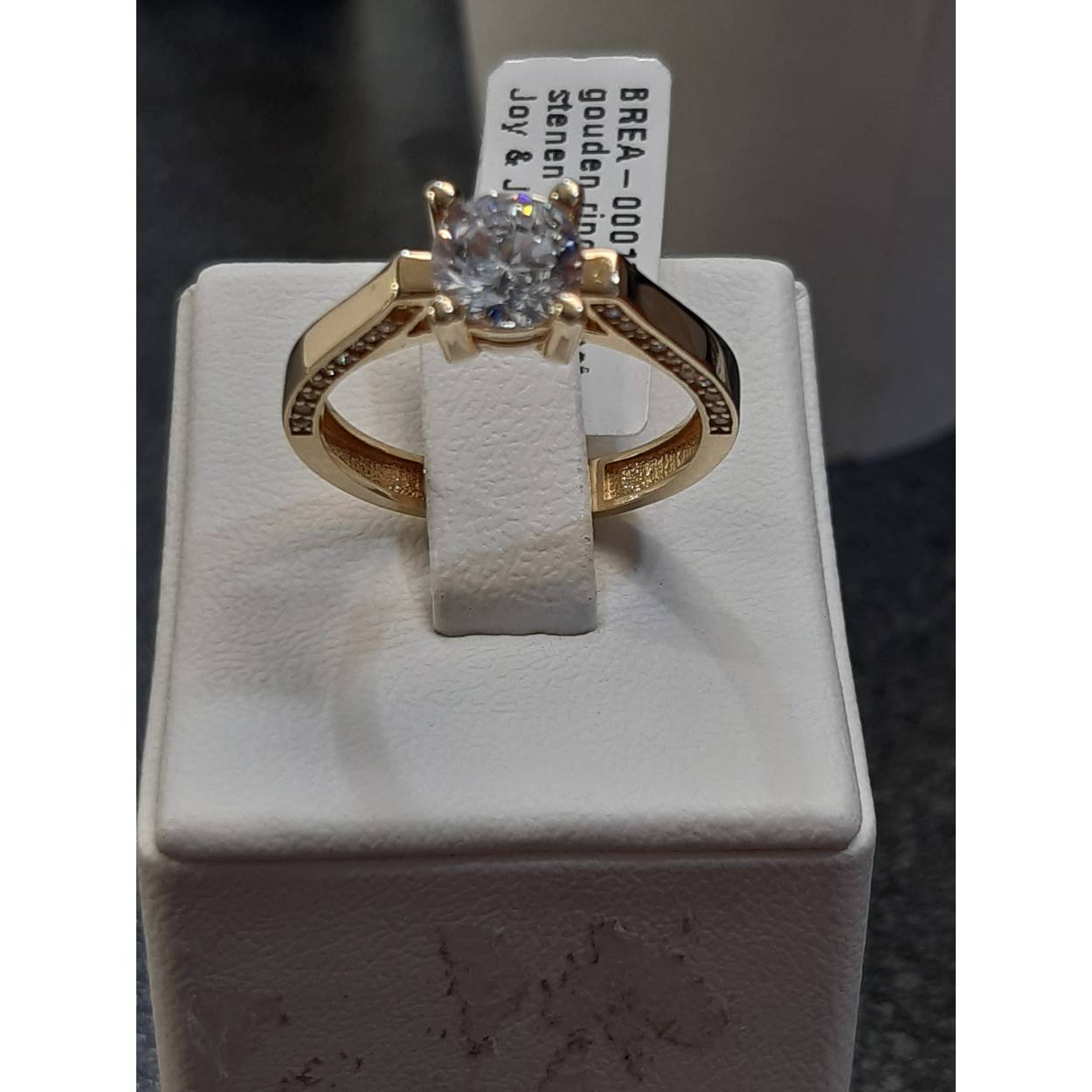 gouden ring 14ktmet stenen
