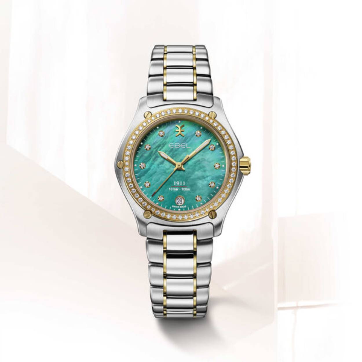  Juwelier Schilder Vlugt is een officiële dealer van EBEL. U kunt dit horloge direct bestellen of neem contact met ons op via mail, telefoon of het contactformulier en wij helpen u graag verder. 