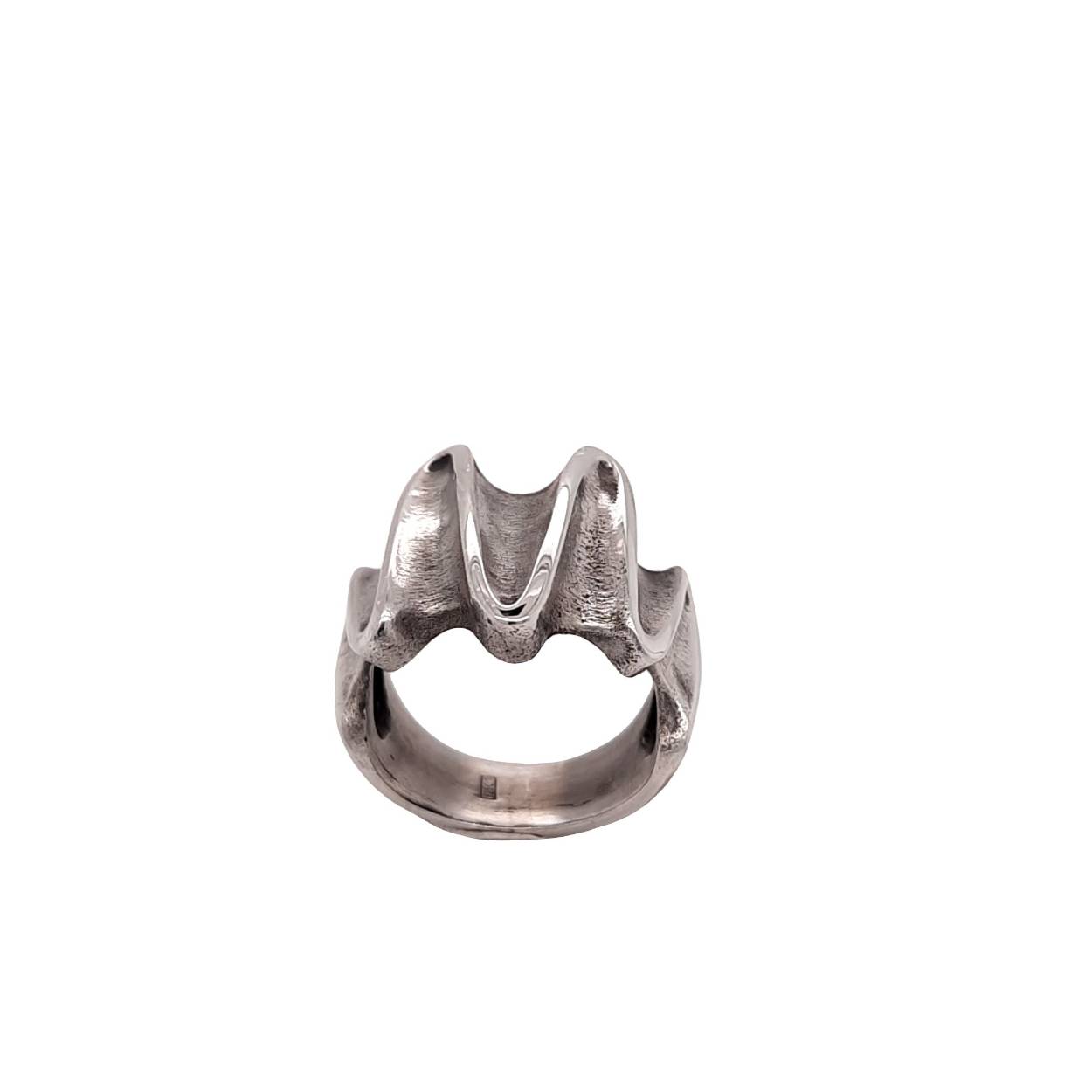 zilveren ring met organische vormen