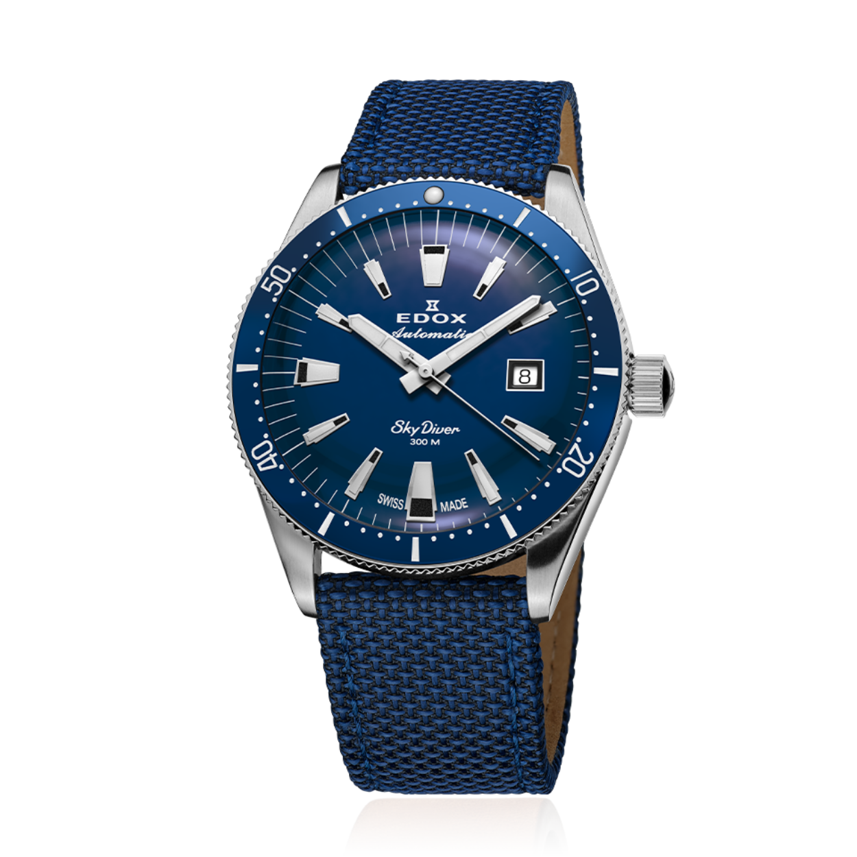 Dit is een horloge van het merk Edox gemaakt voor heren.
De specificaties zijn als volgt:
Kastmaat: 42
Kastdikte: 13.9
Waterdichtheid: 30 ATM / 300 Meter / 1.000 Feet
Dit horloge heeft de volgende functies/eigenschappen:
Datumaanduiding
Saffier Glas 
Mechanisch Uurwerk 