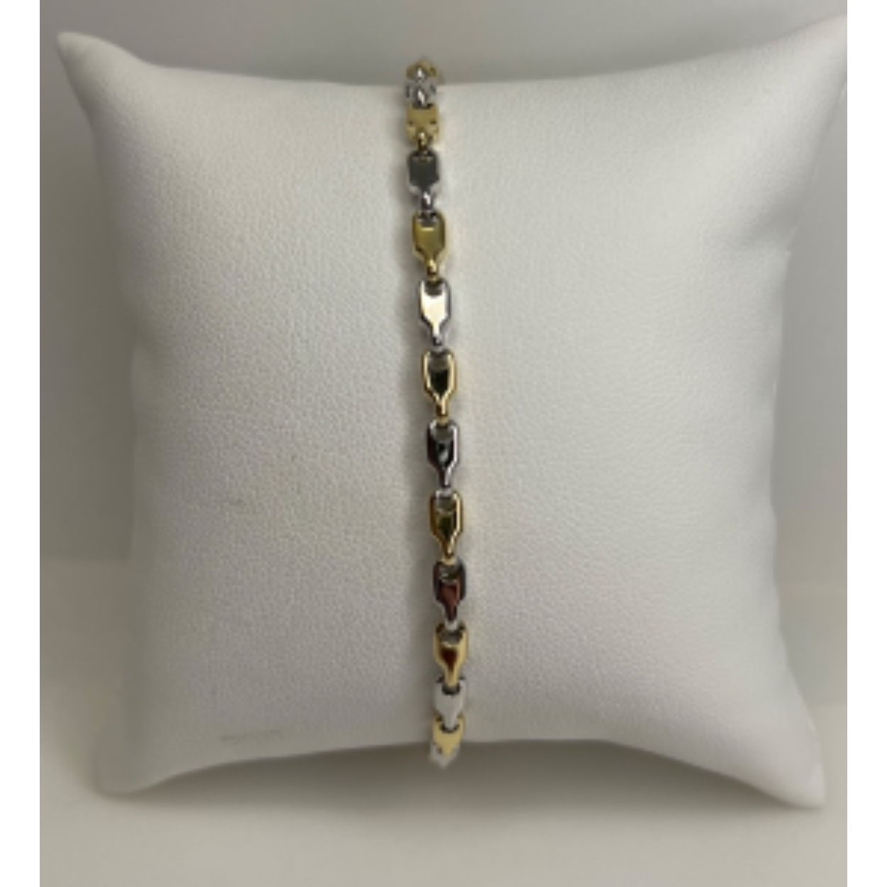 Fantasie tonnetjes armband 3 mm .