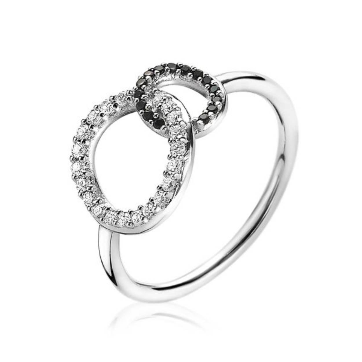ZINZI zilveren ring, waarbij in het midden twee open ronde vormen mooi met elkaar verbonden zijn: een klein glad open rondje bezet met zwarte zirconia's en een groter open rondje bezet met witte zirconia's. Vervaardigd van eerste gehalte zilver (925) en met extra rodiumlaag voor een langdurige glans
