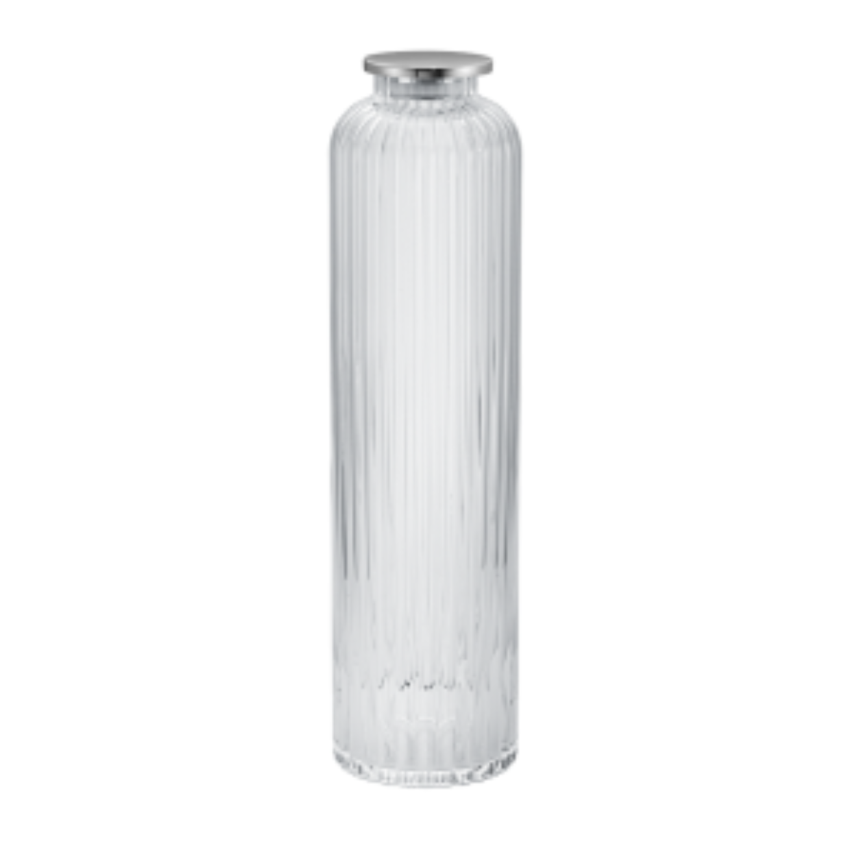 The classic elegance of this hand-blown crystal glass Bernadotte carafe makes it perfect for serving water or fruit juice. 
