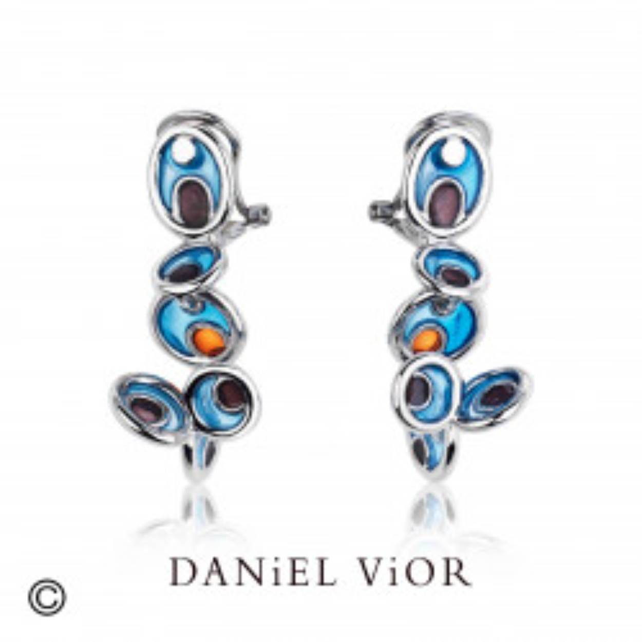 oorbel OPUNTIA van Daniel Vior van gerhodineerd zilver en blauw emaille