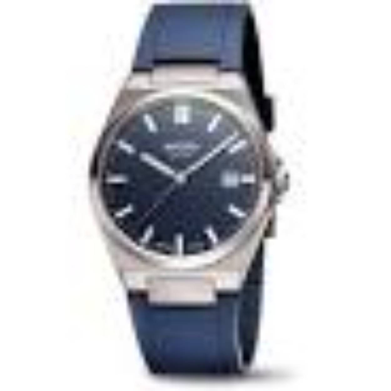 Boccia Titanium 3667-01 Heren 
Dit herenhorloge van Boccia heeft een sportieve uitstraling. De 3667-01 heeft een ronde titanium horlogekast met een blauwe wijzerplaat met een datum en een doorsnee van 39mm. De wijzers en uurstrepen zijn ingelegd met lumibrite. Aan de kast zit een blauwe siliconen band met een gespsluiting. Het horloge heeft een saffierglas en is 5ATM. Of je nu klassie of sportief gekleed gaat, dit horloge past bij elke outfit en iedere gelegenheid!

HET MERK
Boccia Titanium is het titanium merk van Nederland, dat zijn oorsprong in Duitsland vindt en is opgericht in het jaar 1992. Ontwikkeld door internationale ontwerpers. Alle titanium componenten van de BOCCIA TITANIUM collectie zijn gemaakt van 99,7% puur titanium; het bijzondere materiaal. Het is licht in gewicht, neemt de temperatuur van de huid aan en is zeer huidvriendelijk. Bovendien is het corrosie- en temperatuurbestendig.

SPECIFICATIES
- Saffierglas
- Ronde titanium horlogekast, Ø39mm
- Siliconen band 
- Blauwe wijzerplaat 
- 5ATM