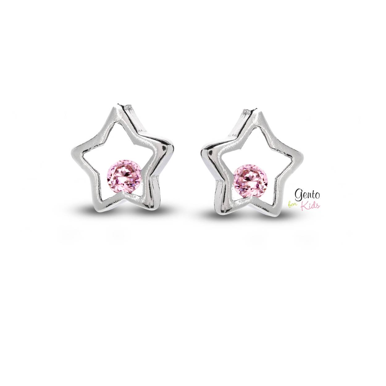 Zilveren oorstekers met roze zirkonium steentje van Gento kids
Bijhorende ketting met hanger ook verkrijgbaar