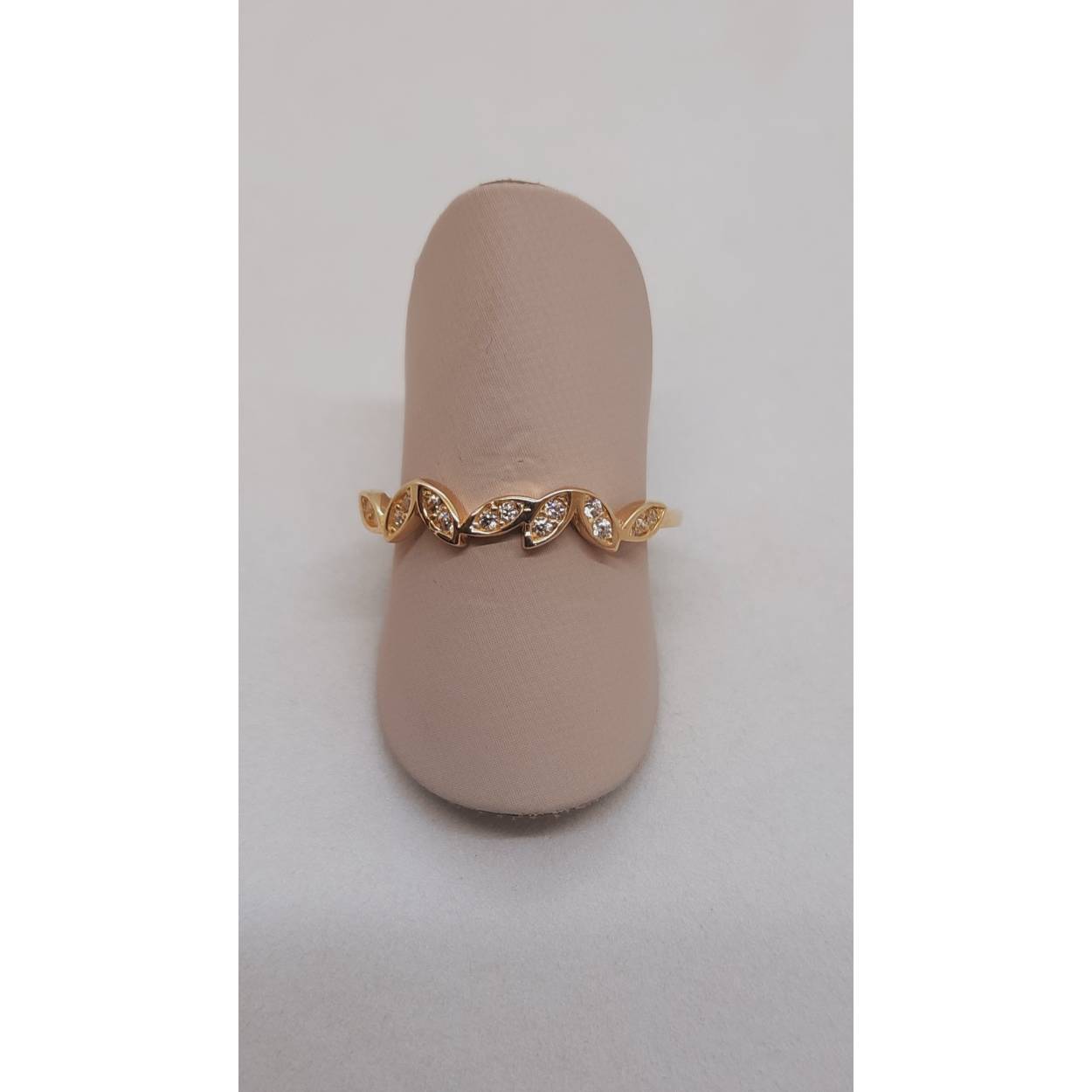 gouden ring14ktmet stenen