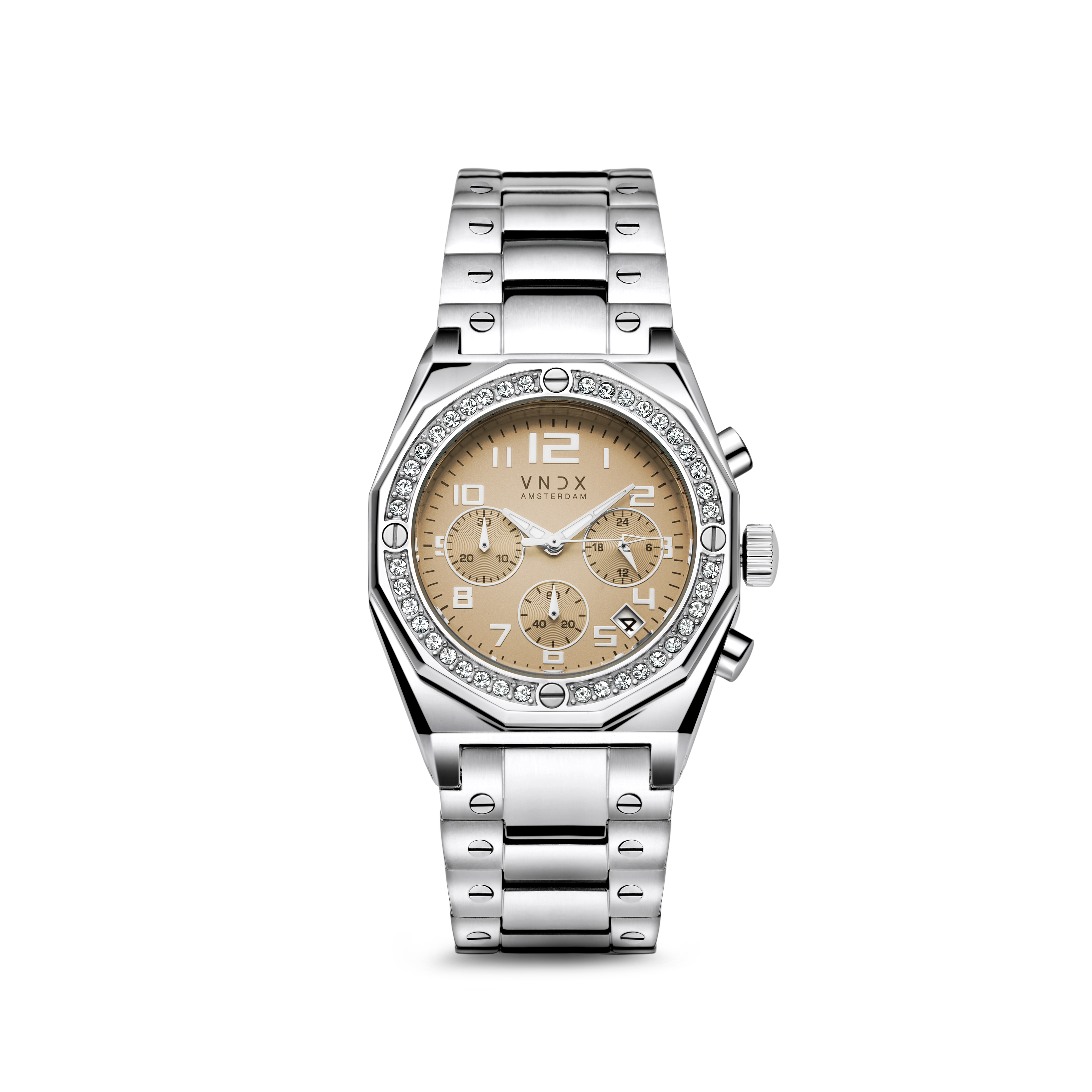 The One is een elegant dameshorloge met een kastdiameter van 38 mm, voorzien van praktische functies. Dit horloge biedt een datumaanduiding en een stopwatch, aangedreven door een betrouwbare chronograaf. De wijzerplaat en lunette stralen elegantie uit, uitgerust met prachtige swarovski stenen. De robuuste behuizing geeft het horloge een gedurfde uitstraling. The One heeft lichtgevende wijzers voor optimale zichtbaarheid in het donker en een krasbestendig saffierglas. Met een indrukwekkende waterdichtheid van 10 ATM, kun je met dit horloge zonder zorgen zwemmen in de grachten of gewoon genieten van een ontspannende douche. Kies voor The One en combineer stijl met functionaliteit.