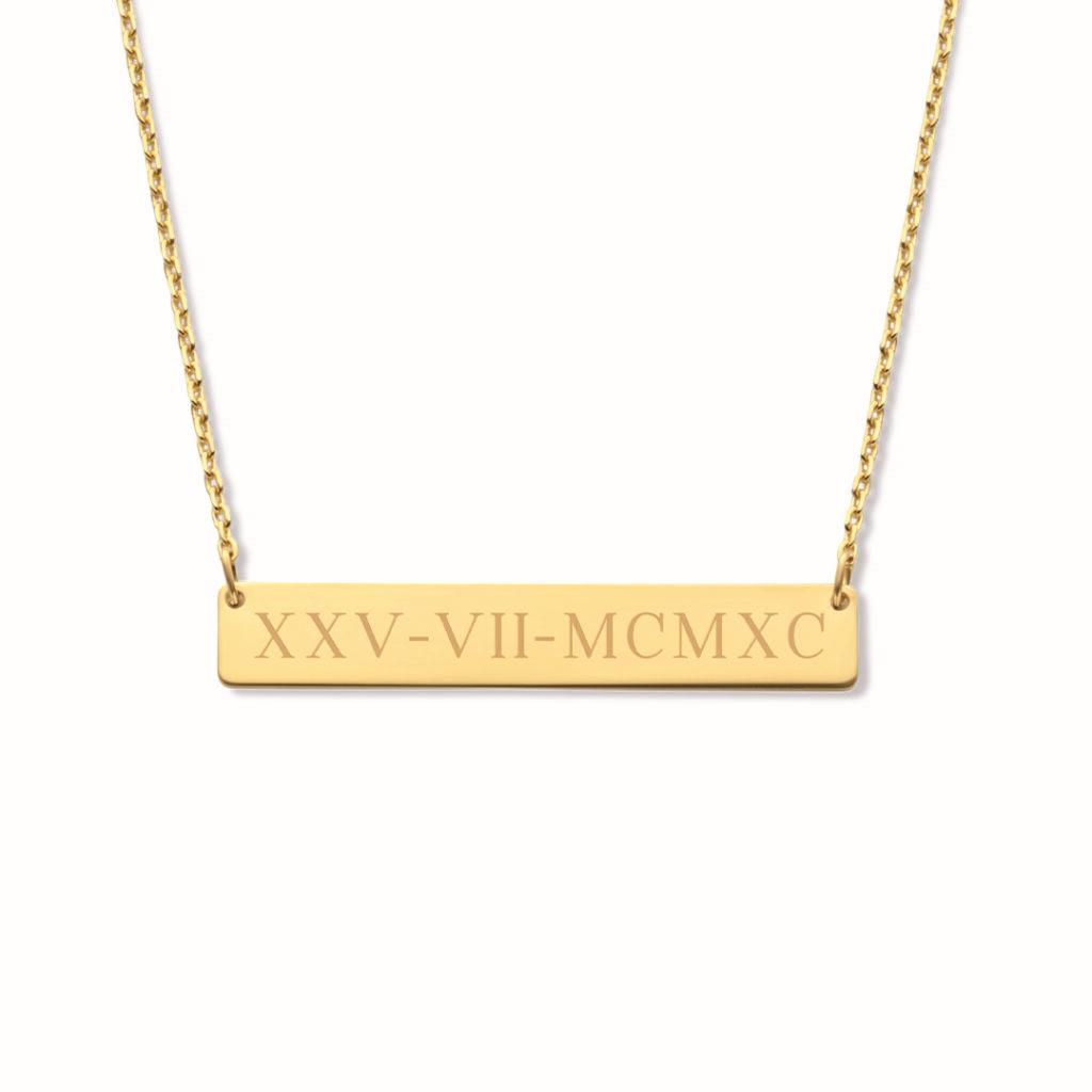 Met de Minitials Sparkle Snake Ketting draag je jouw geliefden altijd dicht bij je hart.