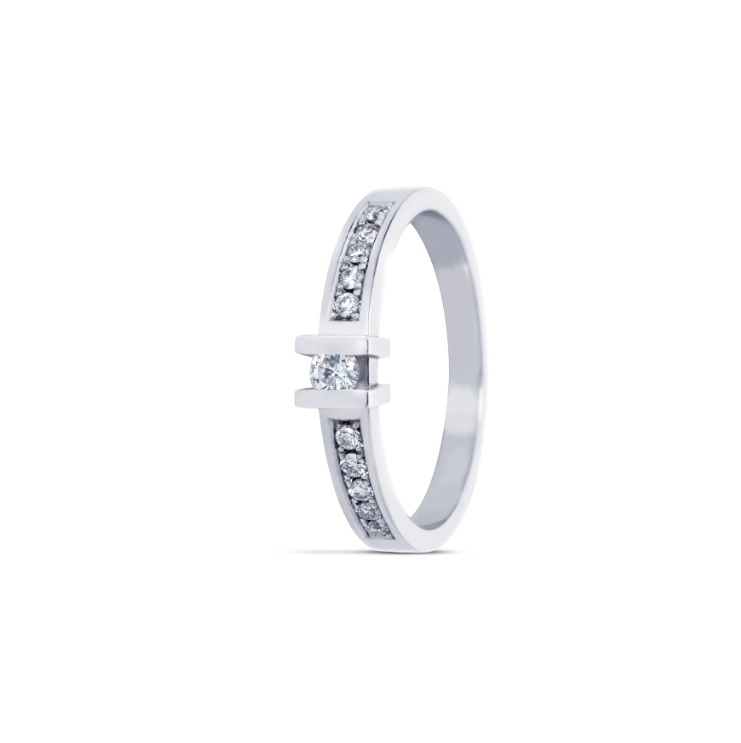 Ring Julie Riche 14kts goud met briljant 0,06CT scheen pavé 10/0,10crt

Verkrijgbaar vanaf 0,02crt pikee/wesselton scheen pavé 10/0,10crt

Leverbare goudkleuren: 14kts geelgoud, 14kts witgoud, 14kts roségoud en alle bicolor combinaties