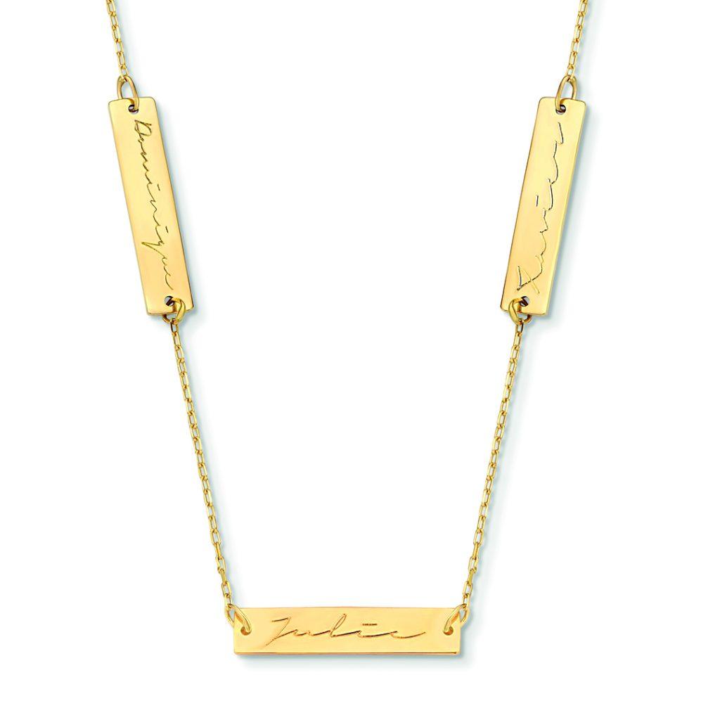 Met de Minitials Lucky Lux Ketting draag je jouw geliefden altijd dicht bij je hart. Een (handgeschreven) tekst en stel jouw perfecte Minitials ketting samen. 