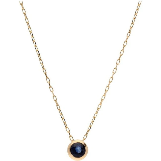 Beschrijving
Laat je betoveren door de tijdloze schoonheid van de SWBN01SEP-Y 14k gouden geboortesteen ketting september saffier van Swing Jewels. Deze prachtige ketting met hanger straalt elegantie en stijl uit, perfect voor de moderne vrouw die houdt van verfijnde details. Met een lengte van 41,5 cm - 45 cm en een subtiel 5 mm saffier hanger, is dit sieraad een schitterende toevoeging aan elke outfit. De warme goudkleur, vervaardigd uit 14 karaat geelgoud, vormt een prachtig contrast met de diepblauwe saffier, waardoor een tijdloze combinatie ontstaat die zowel klassiek als eigentijds is.